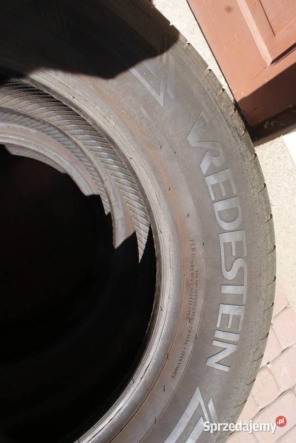 Markowe Opony letnie 20565R15 94V Vedestein Dynów