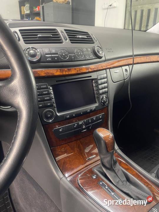 Sprzedam w211 32 r6 Samochody osobowe