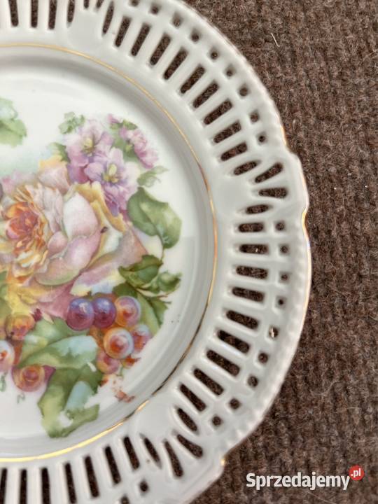 Talerzyk z winogronami i kwiatami Nietypowe pomorskie Gdańsk