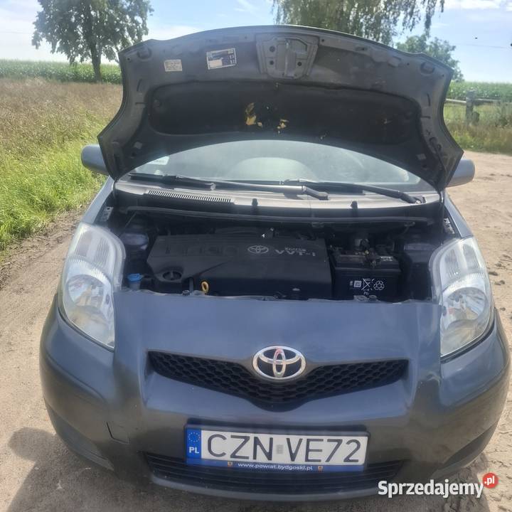 Toyota Yaris 13 B 2009 r Yaris Żnin