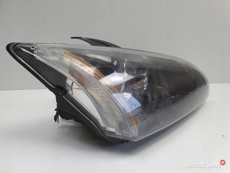 Ford Focus II MK2 0411r PRZEDNIA LAMPA PRAWA Janów sprzedam