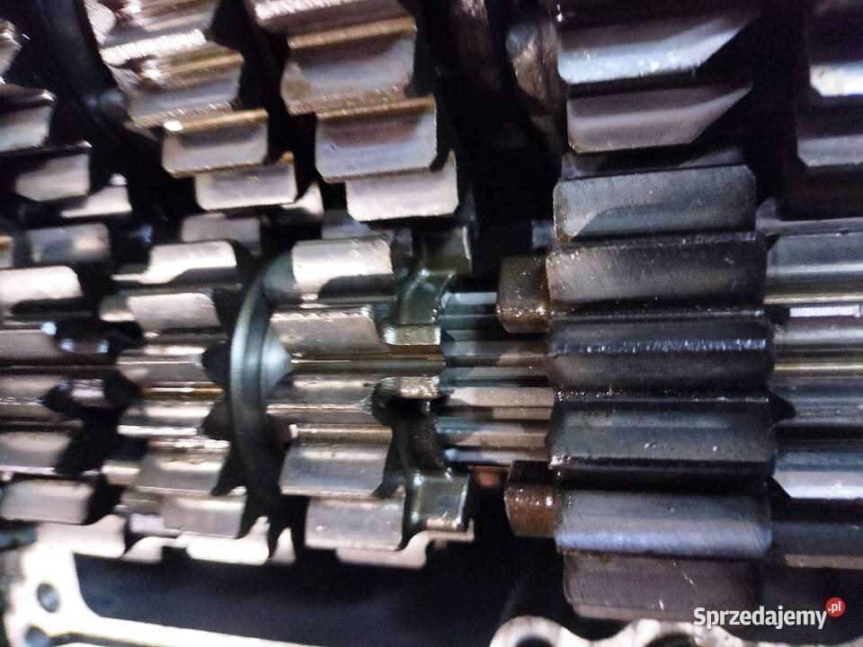 CBR 900 RR SC 33 SKRZYNIA SPRZĘGŁO POMPA OLEJU Rok produkcji 1999 Warszawa sprzedam