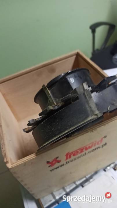 głowica złożona z frezów do futryny Kłodawa sprzedam