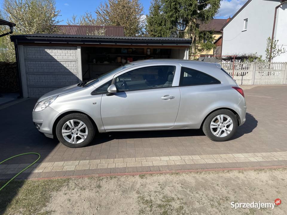 Opel Corsa D 2009r 13 Dąbrowa Zielona