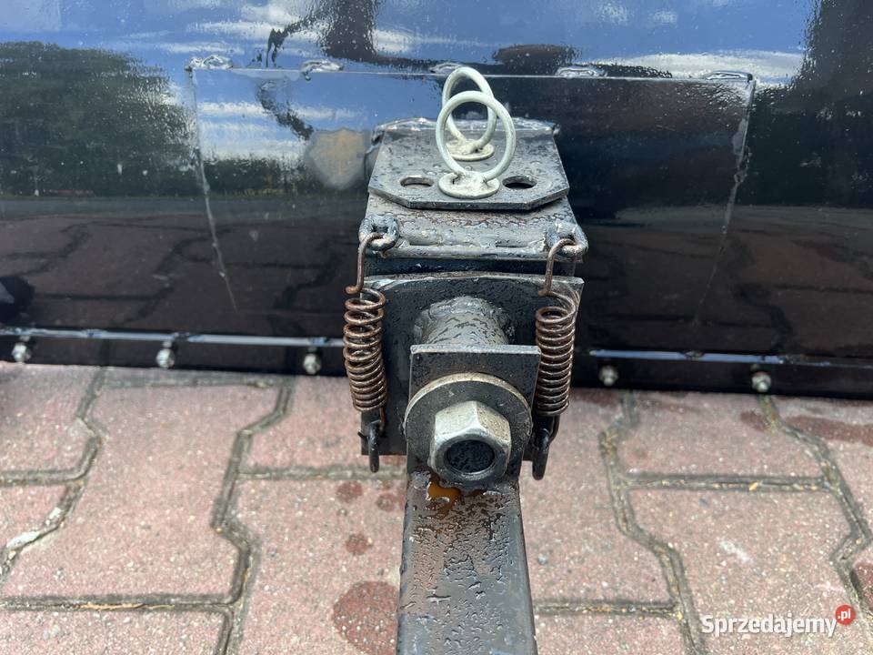 Plug do traktorka kosiarki Pozostałe podkarpackie