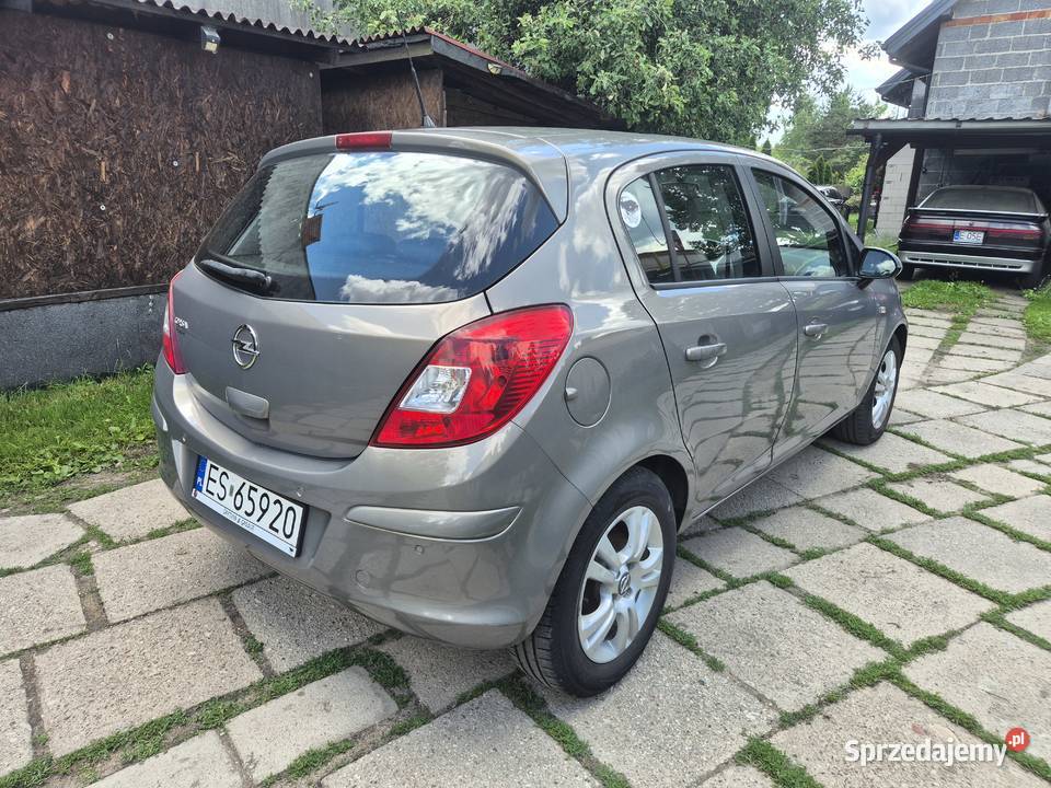 Opel Corsa 12 benzyna 86 Nowy rozrząd i olej 86KM łódzkie Skierniewice