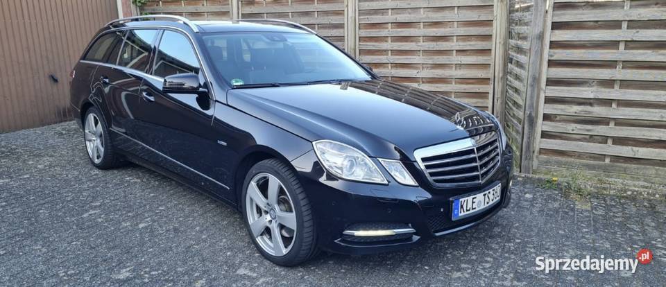 Mercedes Benz E300 W212 Konin
