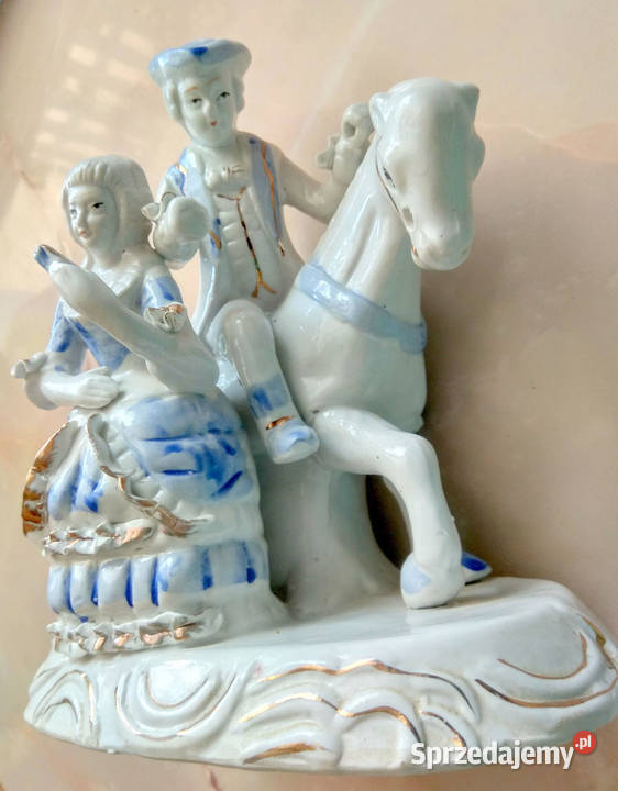 Porcelanowa figura Jeździec na koniu z damą Chojna