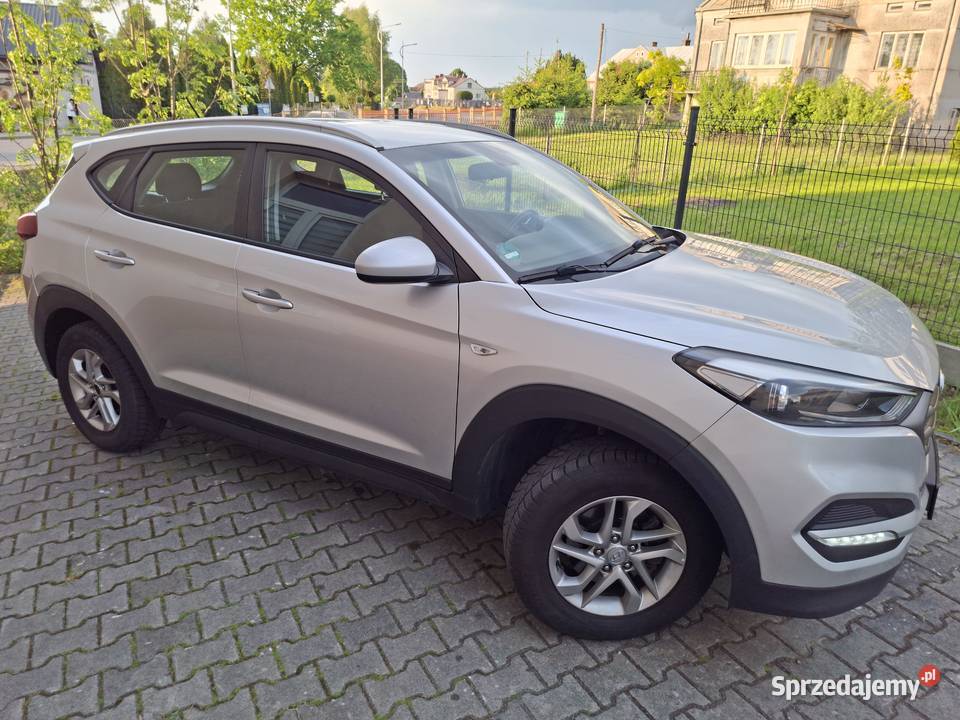 Hyundai Tucson III 2017R Benzyna 16 16V 135 Z nieuszkodzony Iwonicz