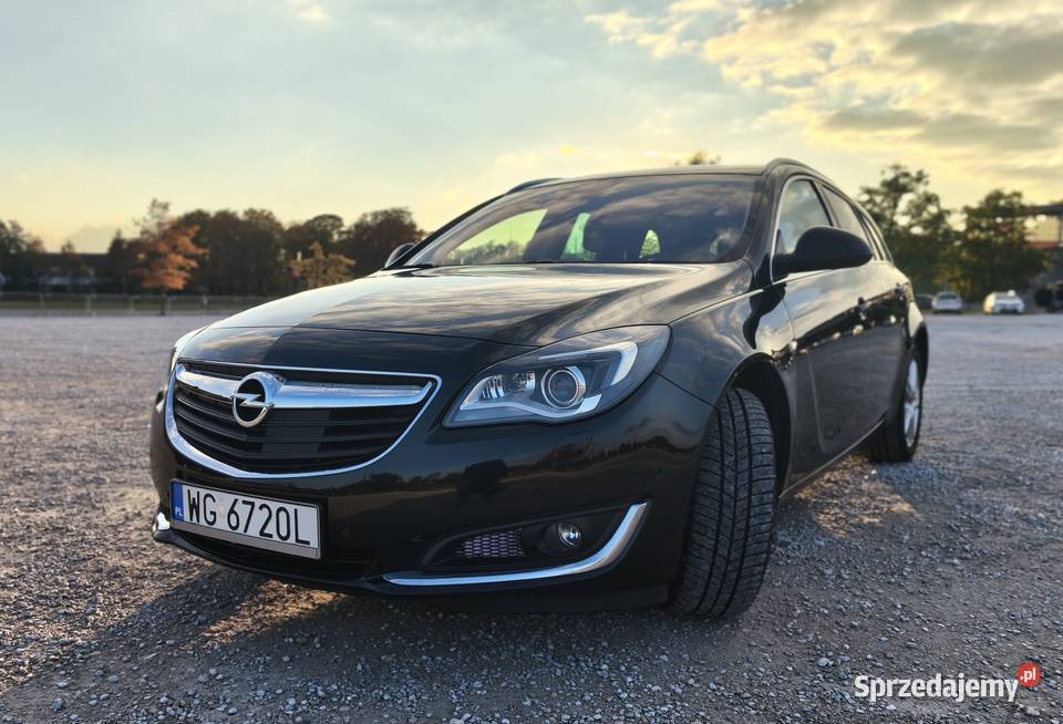 Opel Insignia 20T 250 4X4 gniazdo USB Warszawa