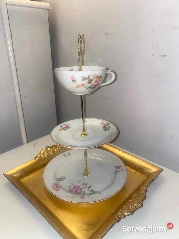 trzy poziomowa patera porcelanowa z motywem Kraków