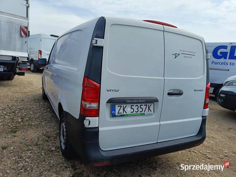MERCEDESBENZ VITO 114 2018 214300 ccm 136 Warszawa