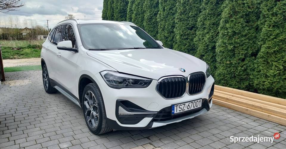 BMW X1 XDrive XLine światła do jazdy dziennej