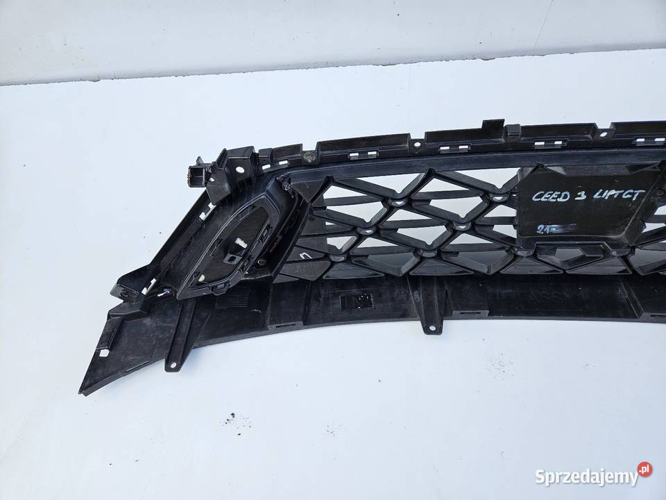 KIA CEED III 3 LIFT GT LINE KRATKA ŚRODKOWA osobowe Międzychód