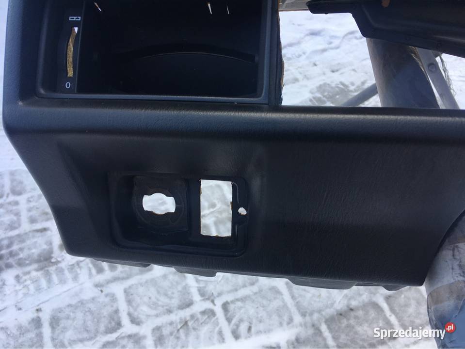 Deska rozdzielcza Mercedes W201 190 osobowe Deski rozdzielcze, konsole małopolskie Trzebinia