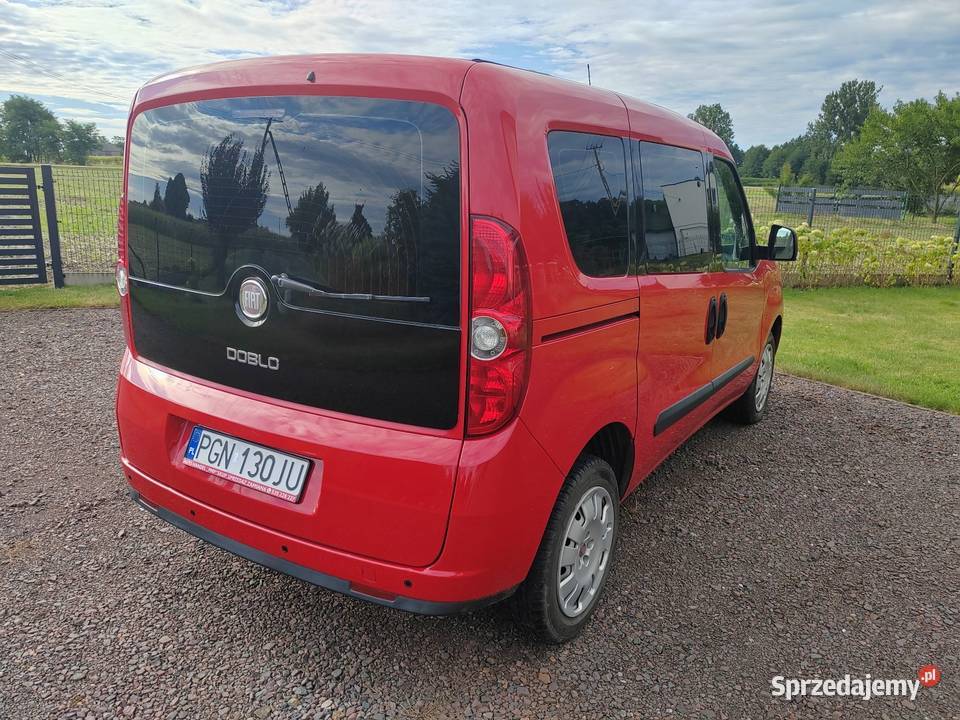 Fiat Doblo 14 benzyna 95 osobowy klima wspomaganie kierownicy Bożatki