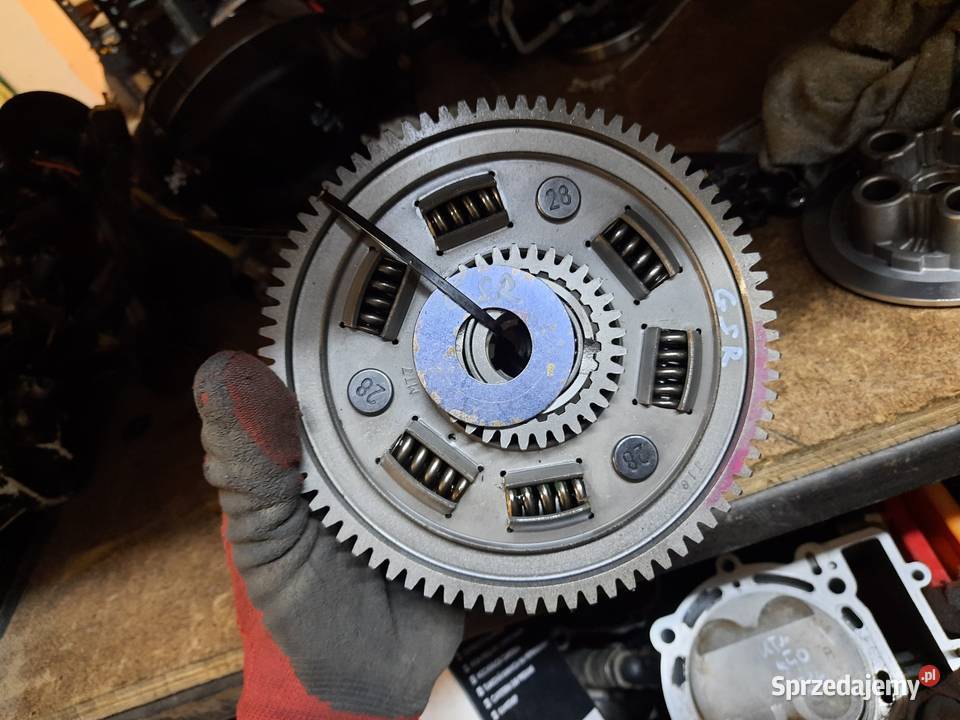 Suzuki GSR 600 sprzęgło docisk tarcze sprężyny sprzedam