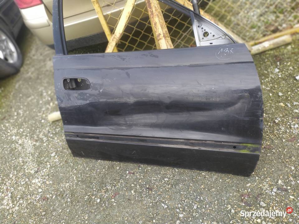 TOYOTA CARINA E DRZWI PRAWE PRZÓD