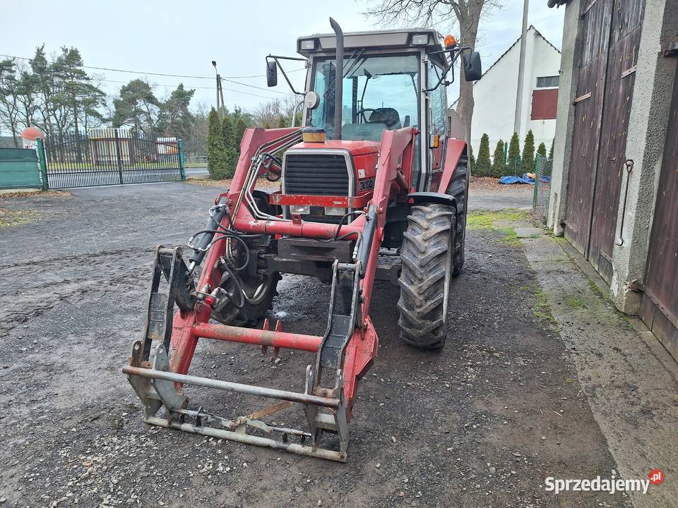 Massey Ferguson 3050 z turem Nowogrodziec