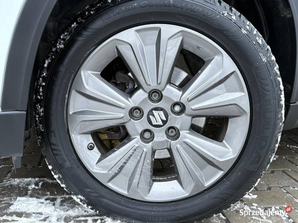 SUZUKI Vitara 2018r dwa kol opon FV23 Warszawa
