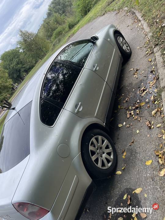 Vw passat b5 19 130 2001 Sedan / Limuzyna Przemyśl