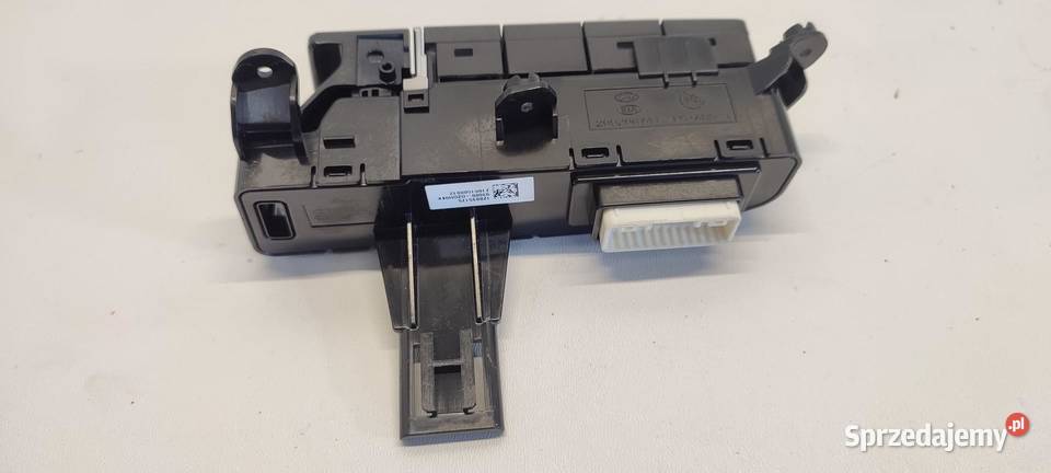SUZUKI SWIFT MK9 PANEL STEROWANIA 93600G2DH04X osobowe sprzedam