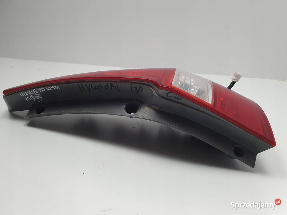 LAMPA PRAWA Hyundai i30 0712r Kombi TYLNA prawy lubelskie Rudka