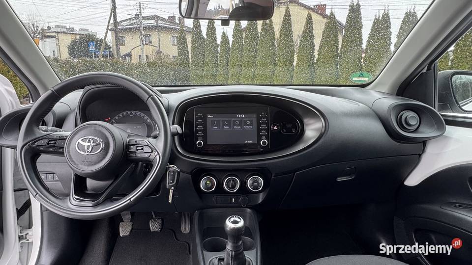 Toyota AYGO X 2023r 10 72 LED Navi Asystent benzyna Toyota śląskie Tarnowskie Góry