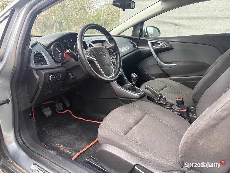 OPEL ASTRA GTC 120KM Poznań