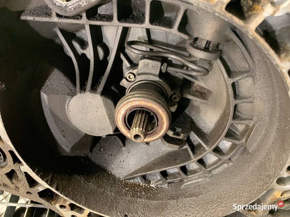 SKRZYNIA BIEGÓW OPEL CORSA D F17C374 13 75 0614