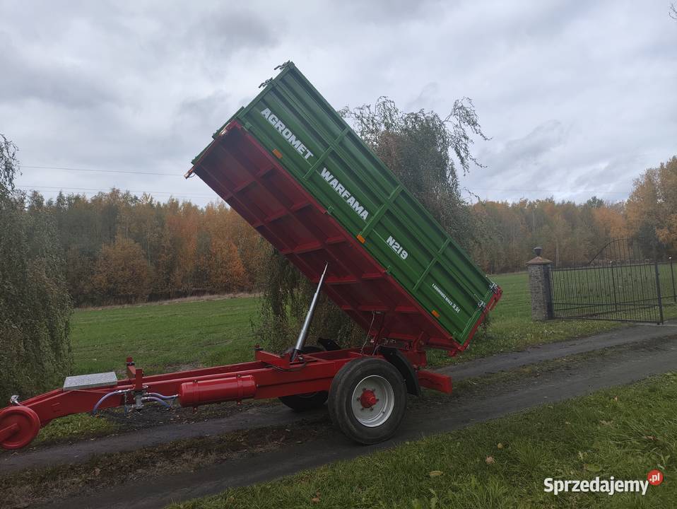 Wywrotka jednoosiowa przyczepa rolnicza