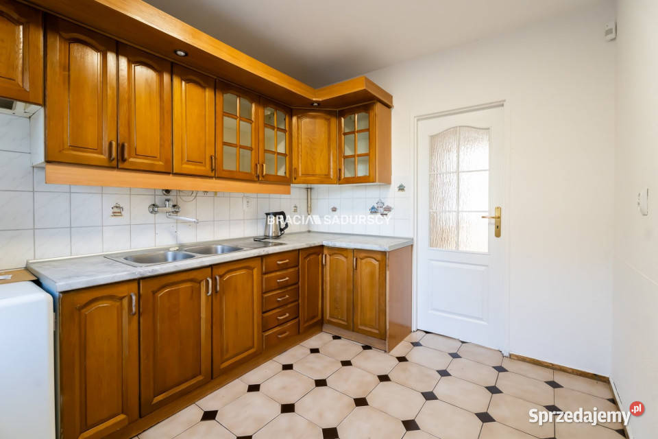 wynajmu lokalu Kraków al Pokoju 64 metry