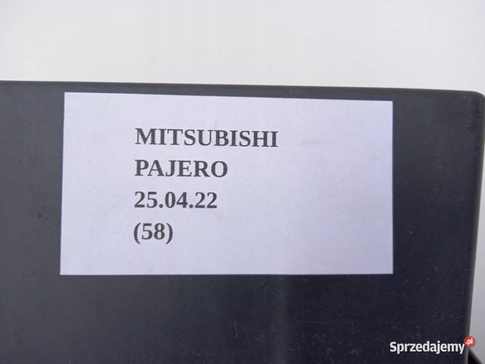 CHLAPACZ PRAWY PRZÓD MITSUBISHI PAJERO SPORT II