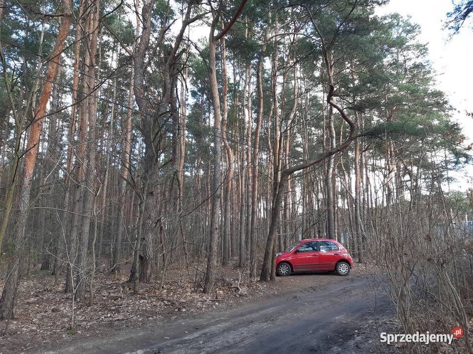 Kwadratowa działka w ok. ul. Przełęczy , rzadka zabudowa