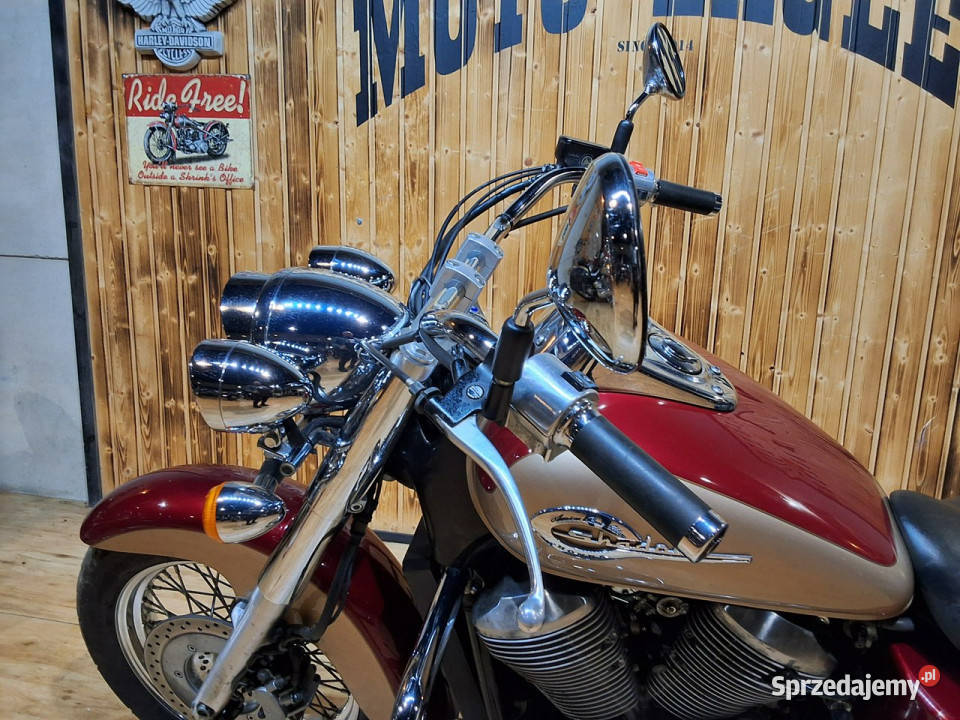 Honda Shadow HONDA VT750 SHADOW C Piękna i łańcuch Stare Miasto
