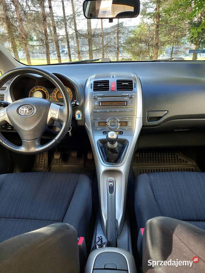 TOYOTA AURIS 1.6 benzyna LPG