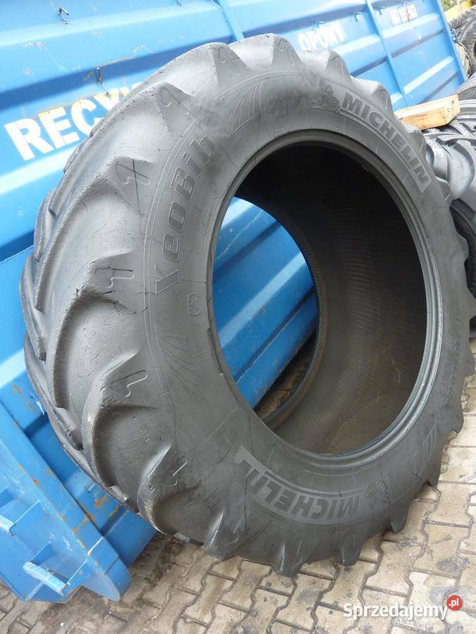 2x Opona używana rolnicza 71060R42 MICHELIN 42cale Zaścianki sprzedam