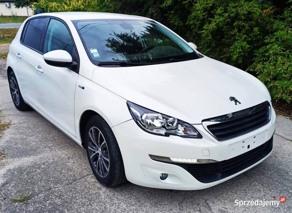 Peugeot 308 12 benzyna 110 Kiernozia