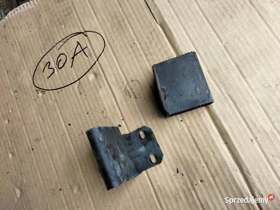 AUDI 80 B4 80B4 UCHWYT MOCOWANIE WIESZAK Pozostałe Kamień-Kolonia