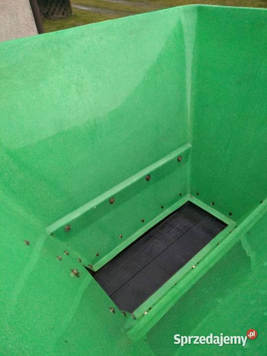 Rozsiewacz MOTYL Pom 400 Piaskarka Solarka Bratoszewice