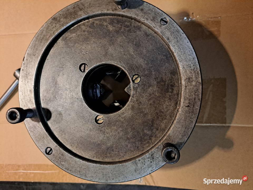 Uchwyt tokarski fi200 czteroszczękowy Produkcja Tarnów