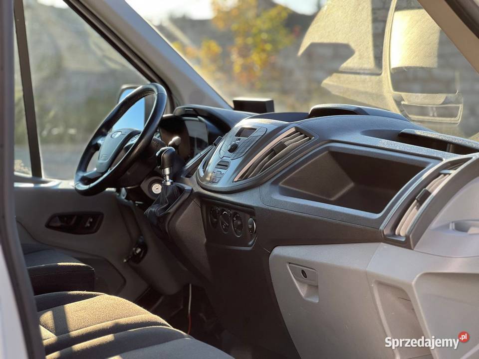 Ford Transit L2H3 świeżo sprowadzony 105KM Ostrowiec Świętokrzyski