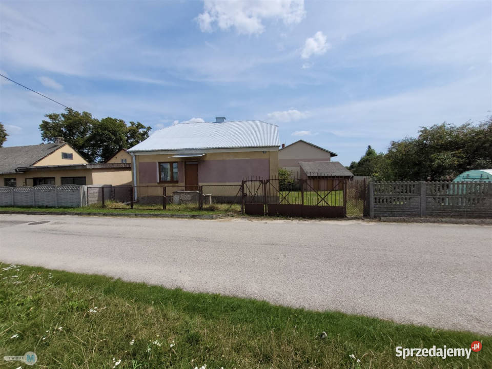 Sprzedam dom wolnostojący 65m2 Chmielnik Domy