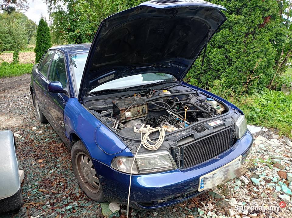 Audi a4 b5 uszkodzony silnik Nockowa