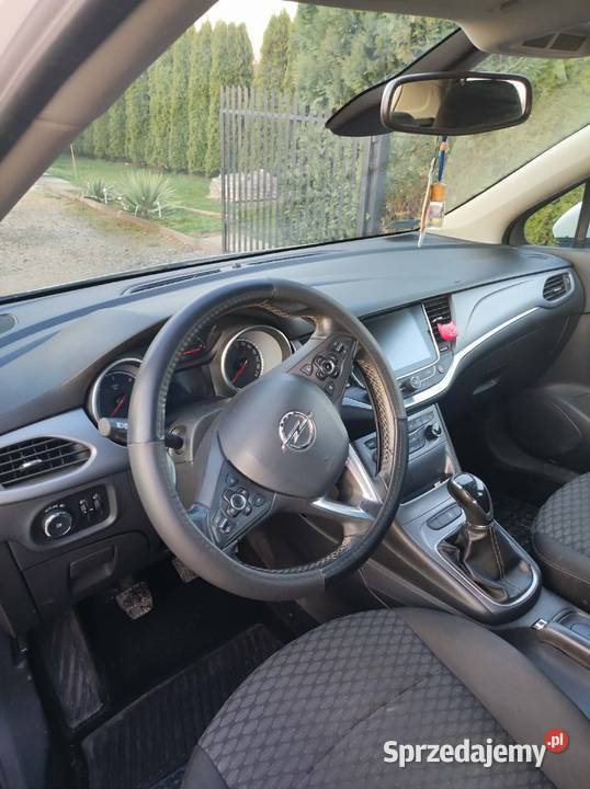 Opel Astra K gniazdo USB sprzedam