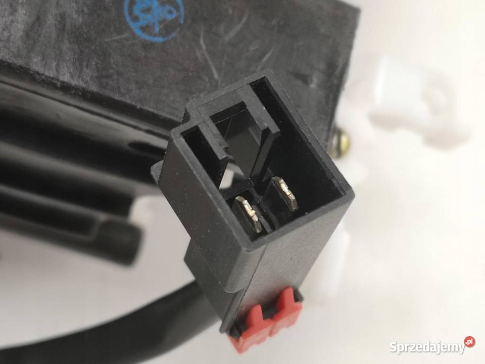 LAMPA PRAWY PRZÓD LANCIA THEMA 19881994 NOWA