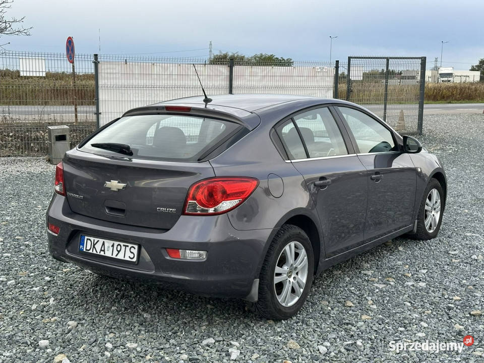 Chevrolet Cruze Chevrolet cruze Opel Astra 20 szary Wojkowice