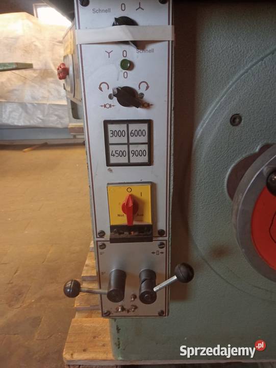 Frezarka dolnowrzecionowa OKOMA z posuwem pomorskie Wejherowo sprzedam