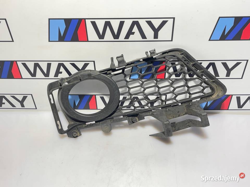 BMW F30 F31 KRATKA PRAWA ZDERZAKA OSŁONA MPAKIET