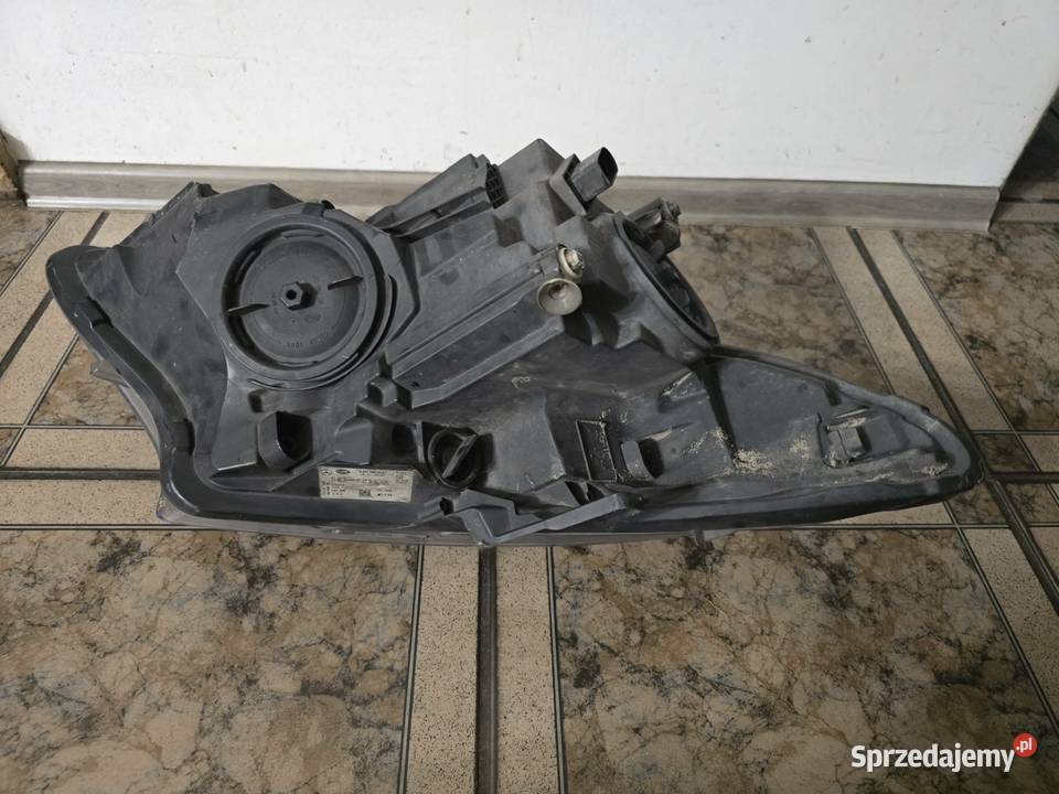 Reflektory przednie Mercedes Benz w477 Ząbki